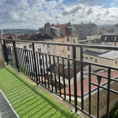 Apartment 3p Gare Terrasse Et Parking Prive *
