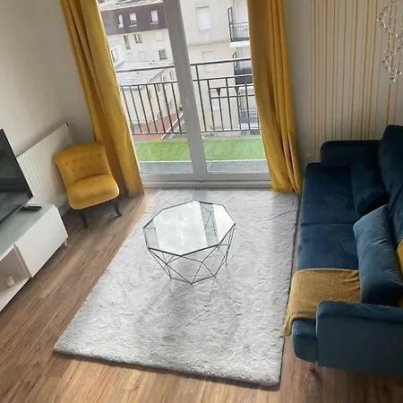 Apartment 3p Gare Terrasse Et Parking Prive *