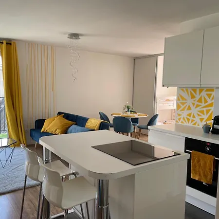 3p Gare Terrasse Et Parking Prive Apartment Franconville (Val-d'Oise)